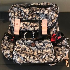 Lululemon traveling yogini rucksack